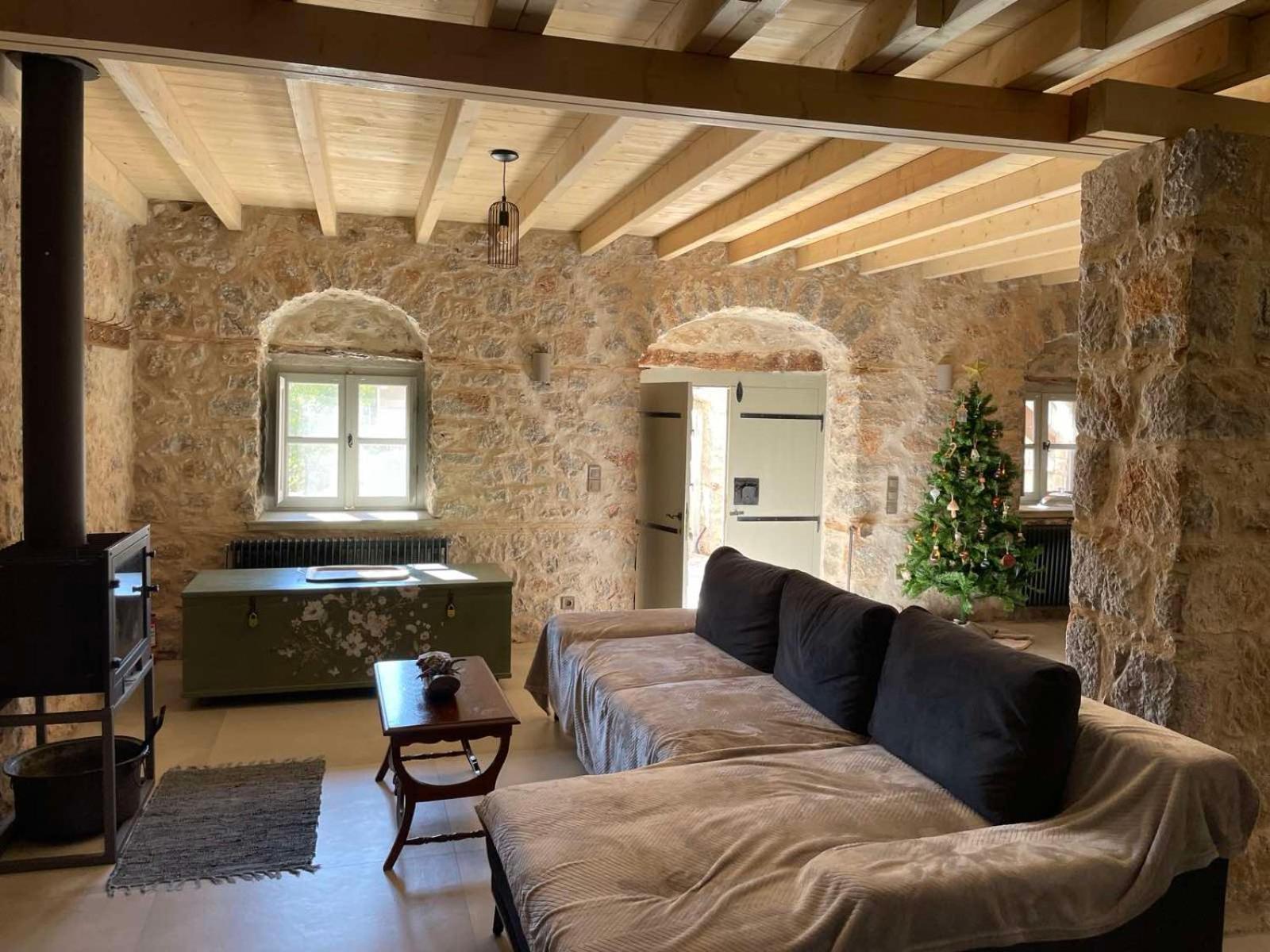 Apartment αρχοντικό 19ου αιώνα Arachova